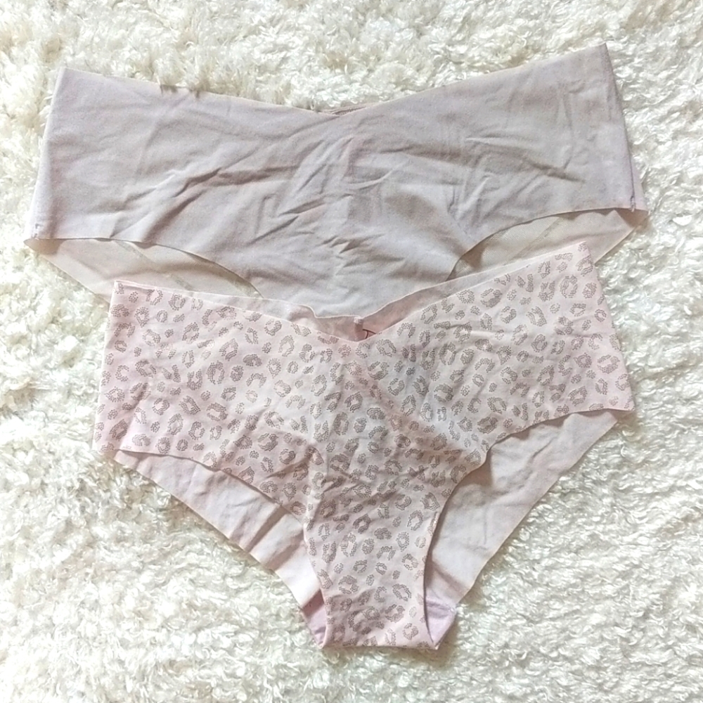 NWT Victoria's Secret No-Show Hispters